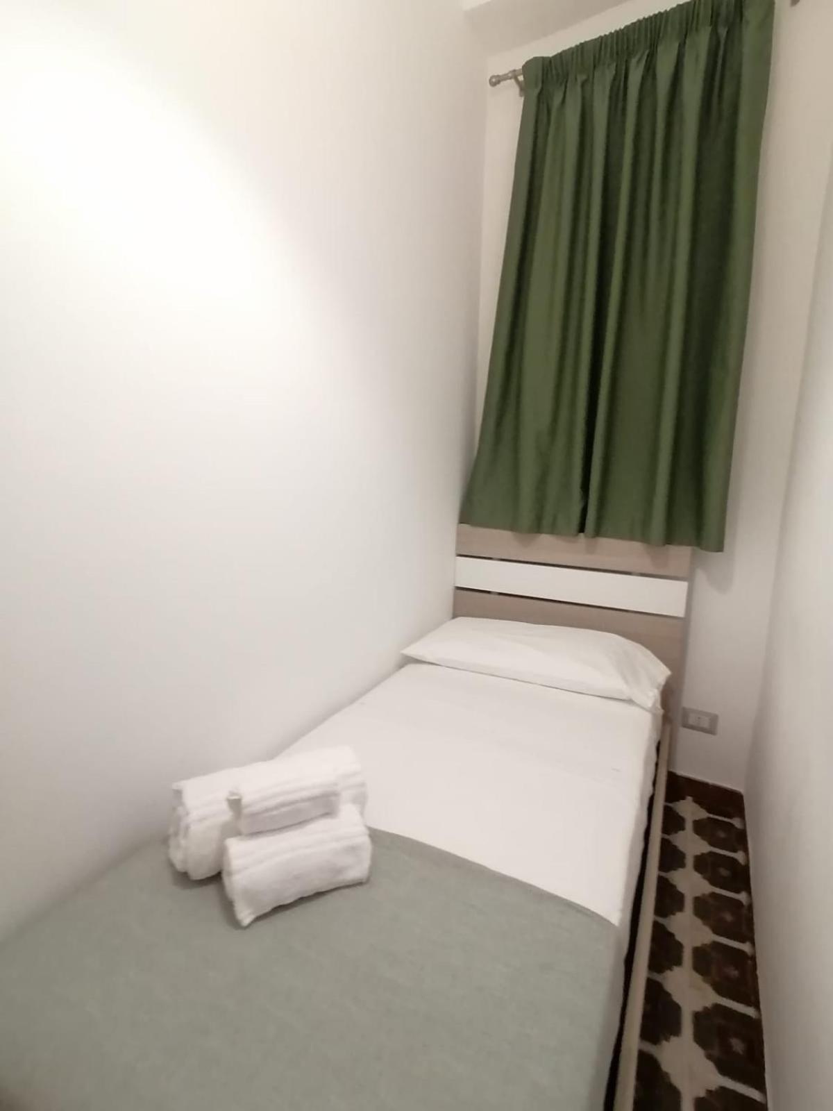 Anna Holiday Home Giardini Naxos Esterno foto